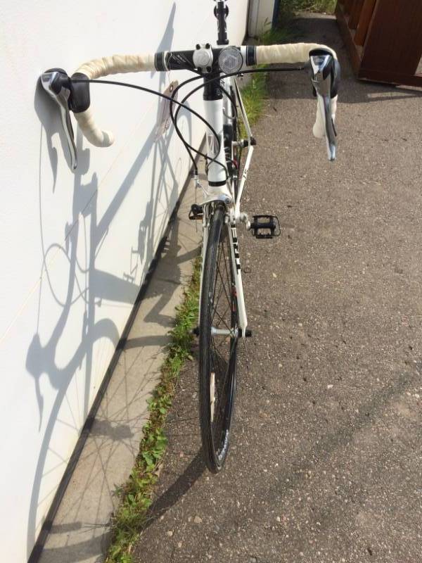 lot 62 image: Bontrager Trek Bike