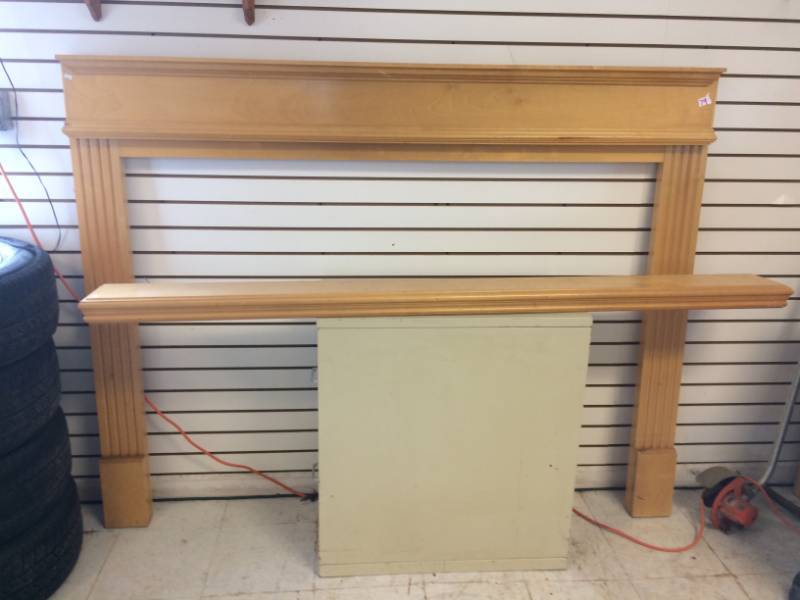 lot 79 image: Headboard
