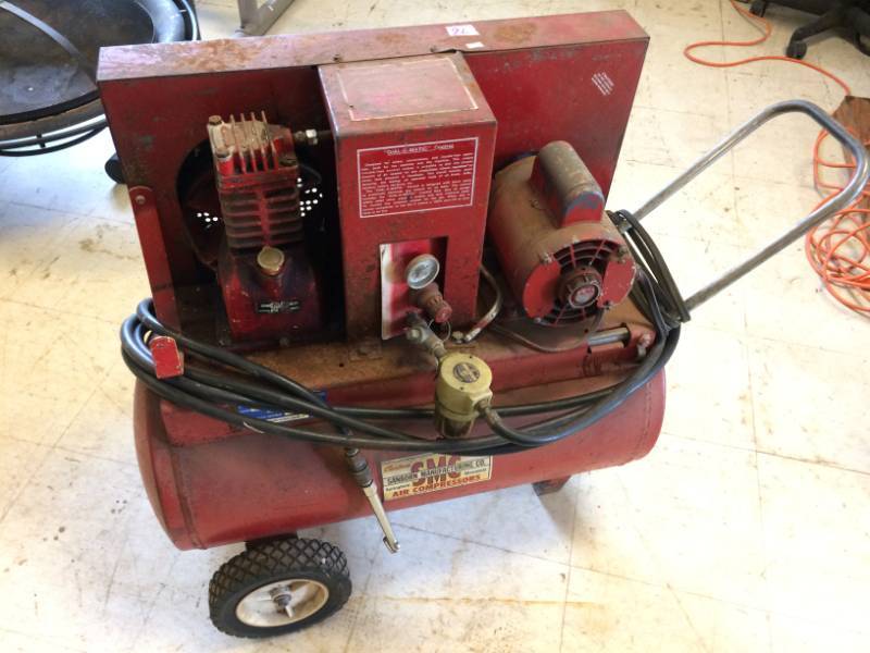 lot 76 image: Air Compressor