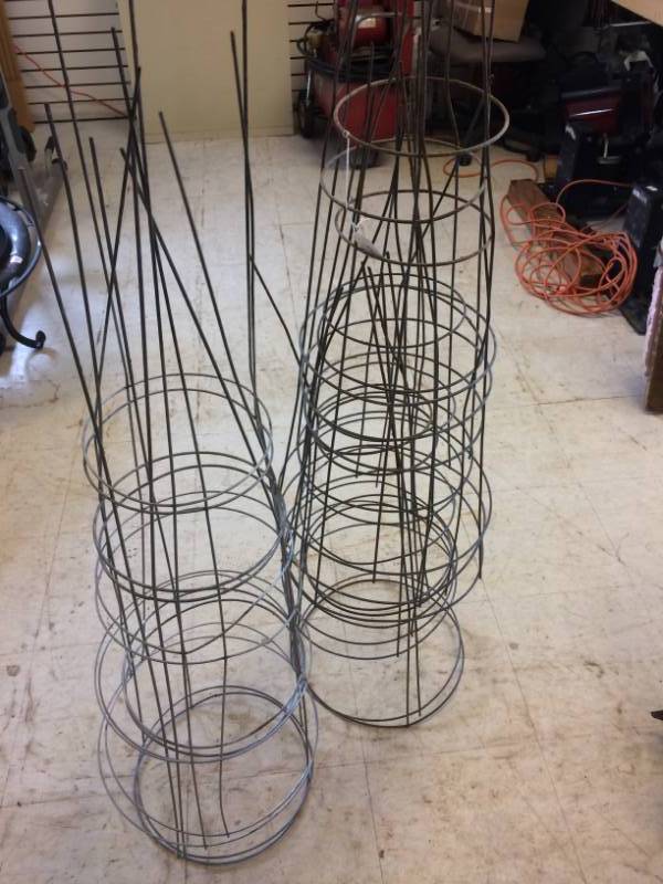 lot 73 image: Tomato Wire Cages