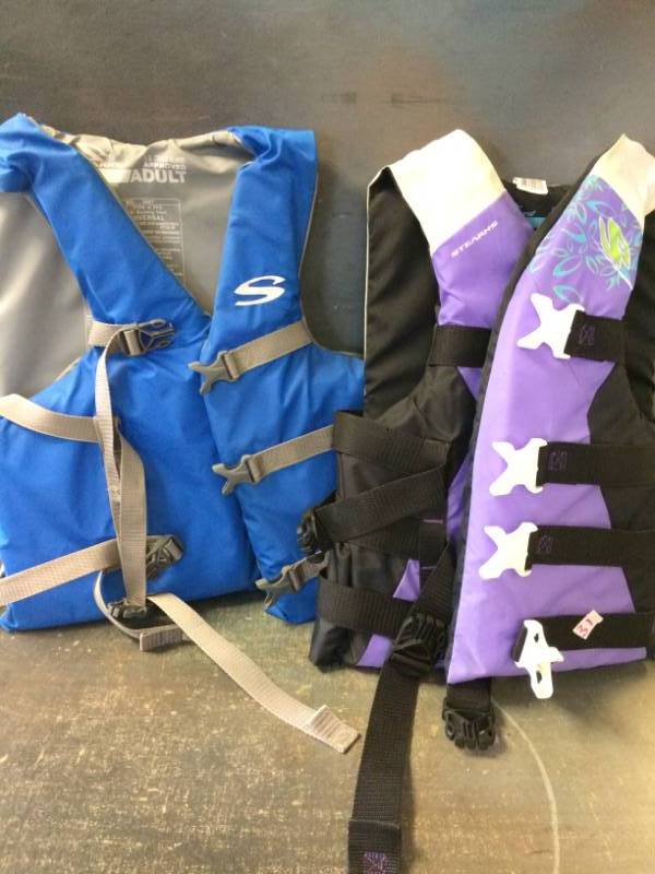 lot 31 image: Life Vests