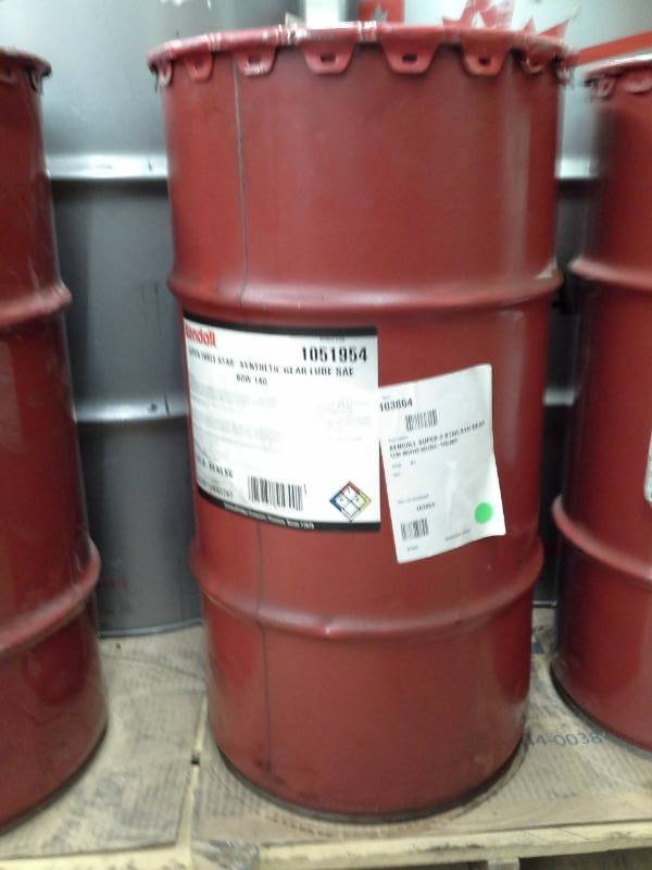 lot 428 image: One Keg of Kendall Super Three Star Synthetic Gear Libricant SAE 80W-140