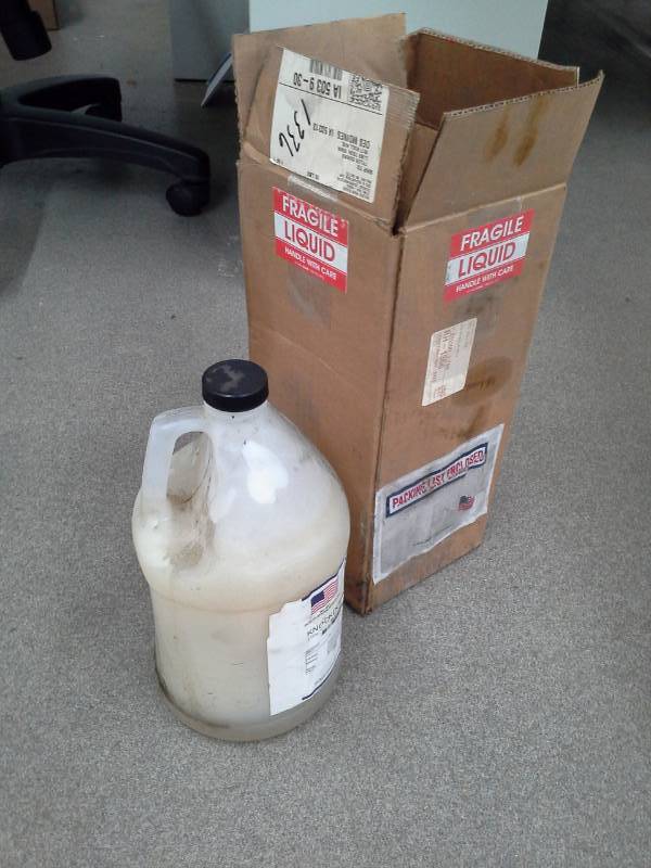 lot 452 image: 2 Bottles of Condat Knockdown 14 1-Gallon