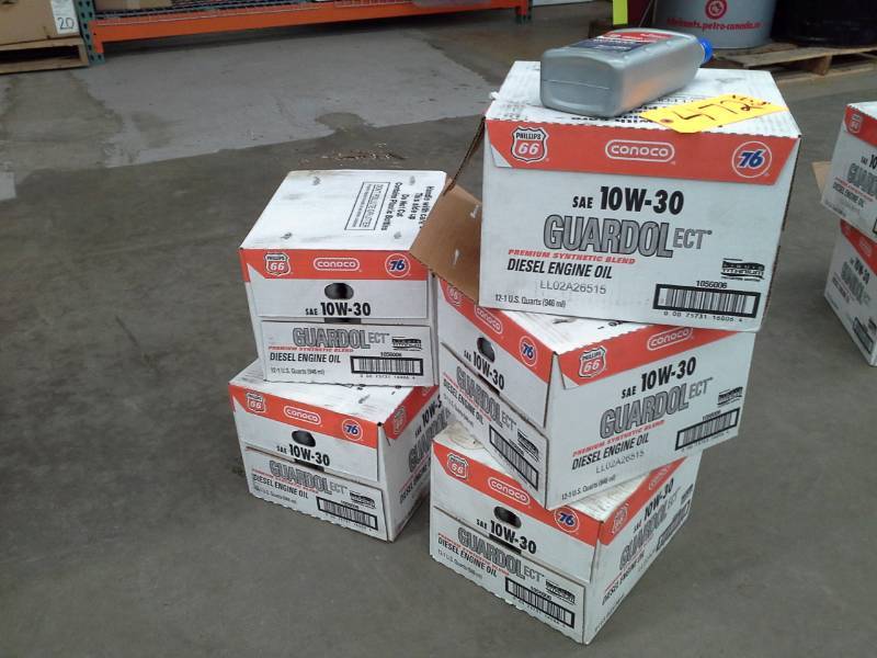 lot 472 image: 5 Cases of Conoco Phillips 66 SAE 10W-30 Guardol ECT Premium Synthetic Blend Diesel Engine Oil 1-Quart Bottles
