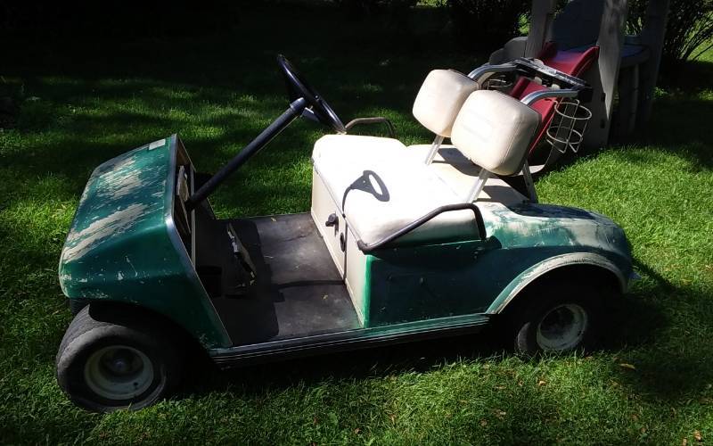 Electric Club Car Golf Cart (Needs Work)