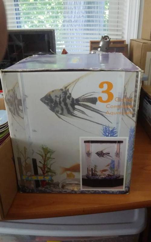 Small Fish Aquarium & Supplies (Used)