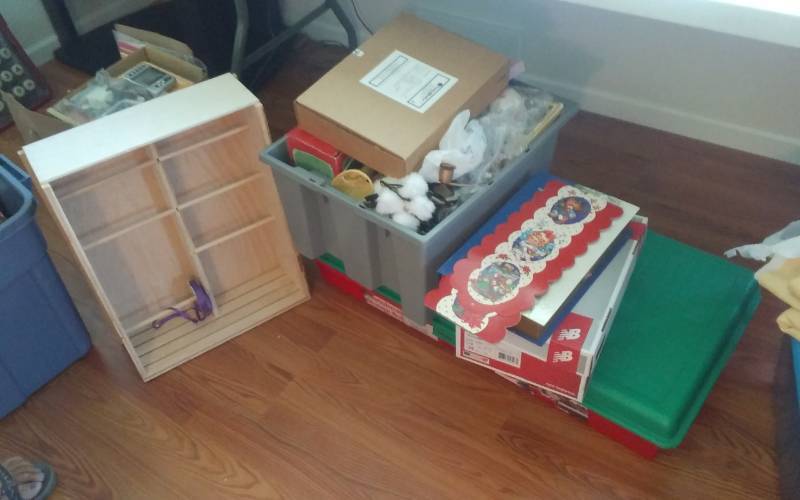 Ribbon Organizer, Christmas Decorations