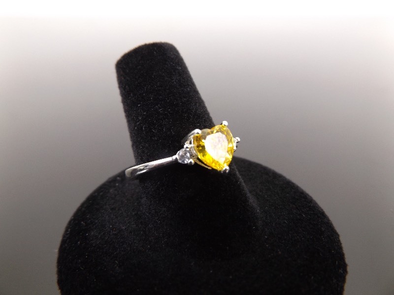 .925 Sterling Silver Citrine Crystal Ring Size 8.75