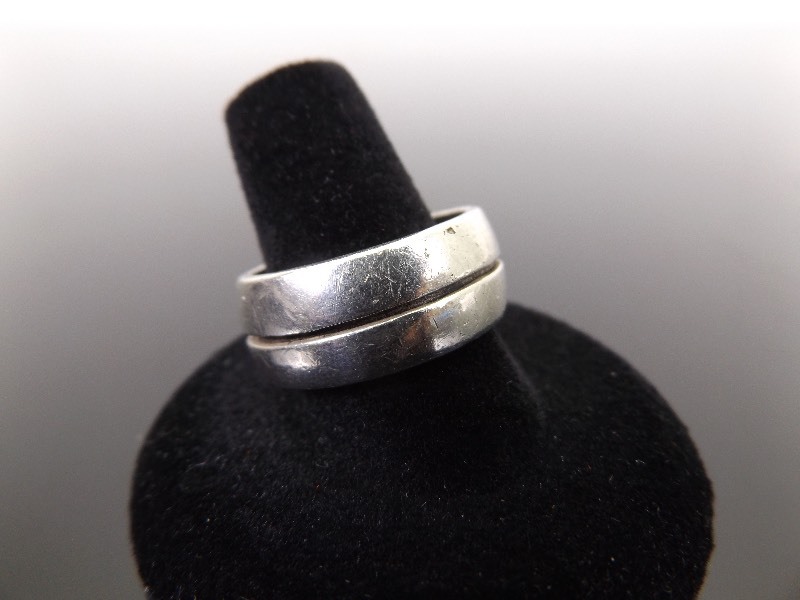 .925 Sterling Silver Ring Size 10