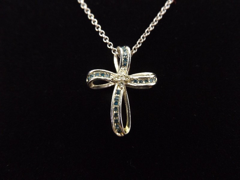 .925 Sterling Silver Peridot Crystal Infinity Cross Pendant Necklace