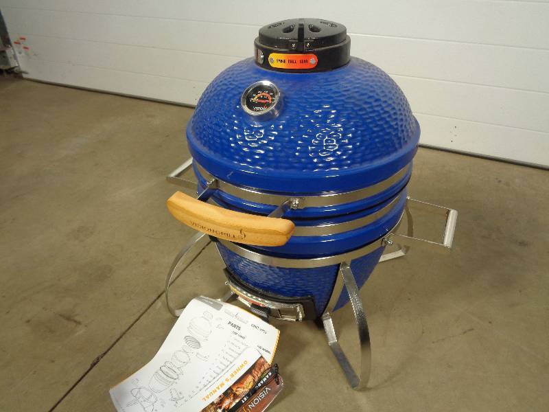lot 5 image: New Vision Icon Ceramic Kamado Grill