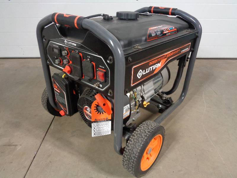 lot 7 image: New 3050 Watt Generator