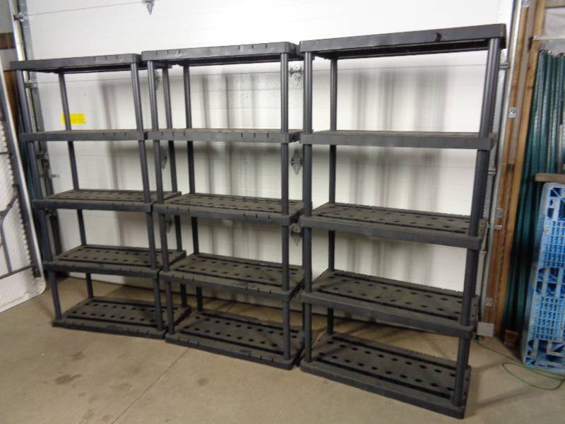 lot 12 image: 3 Plastic Shelves