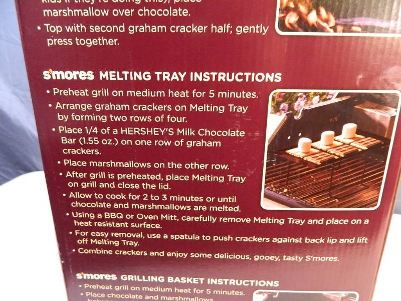 lot 187 image: New Hersheys Smores Accessory Kit