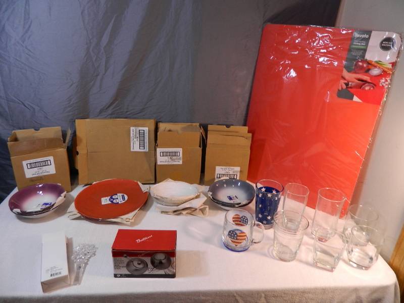 lot 227 image: Luminarc Dishes and More