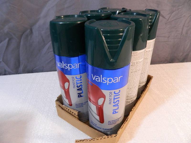 lot 230 image: 6 New Cans of Valspar Spray Paint