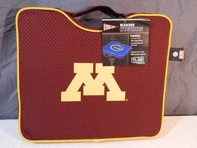 lot 240 image: New Minnesota Gophers Bleacher Cushion