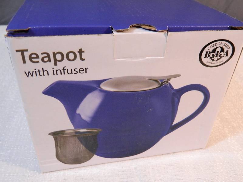 lot 241 image: New Small Teapot with Infuser
