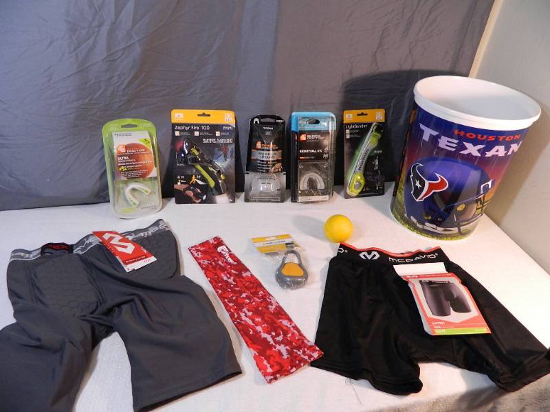 lot 262 image: New Sports Gear