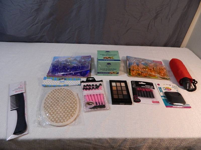 lot 279 image: New Household Items