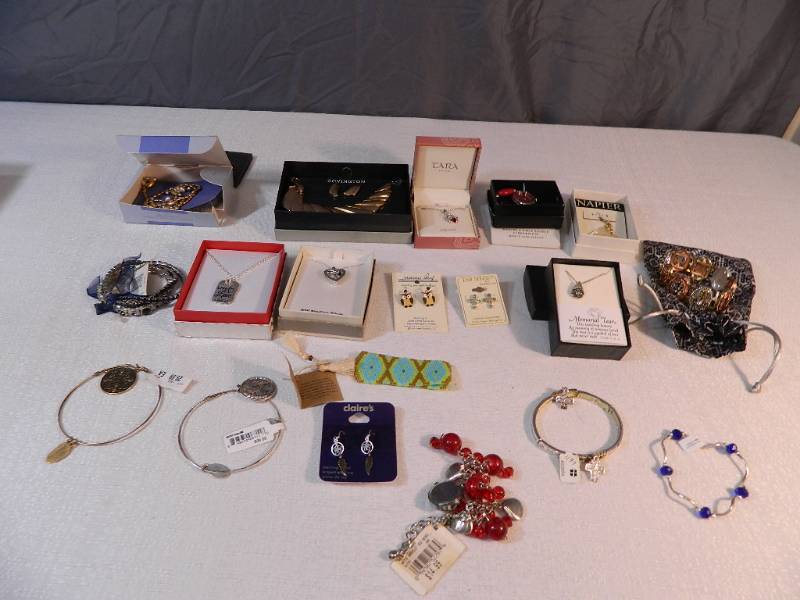 lot 20 image: New Jewelry and More