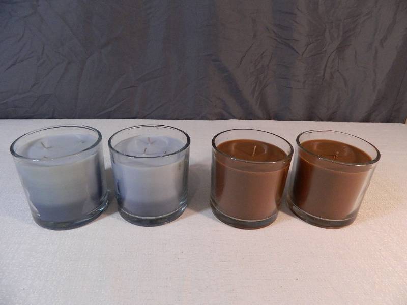 lot 50 image: 4 New Candles