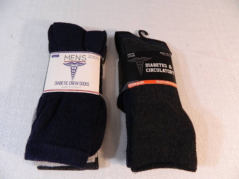 lot 55 image: 6 New Pairs of Diabetic Socks