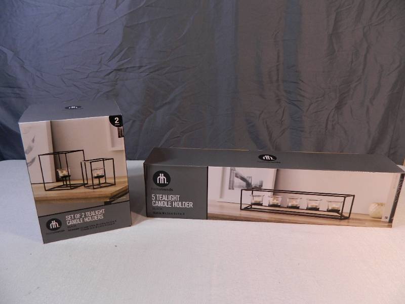 lot 87 image: New Home Trends Candle Holders