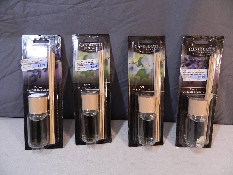 lot 108 image: 4 New Candle-Lite Scented Reed Diffusers