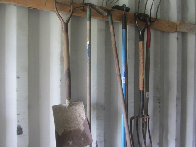 Shovels, Hoe, Forks