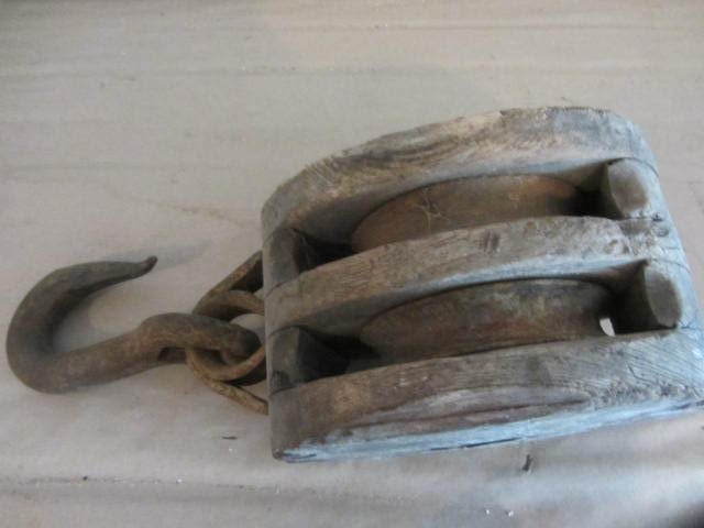 Wooden Double Pulley