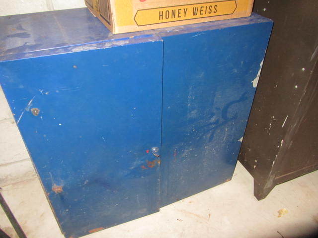 Wall Cabinet