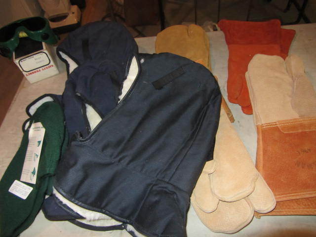 Leather Gloves, Hood, Goggles