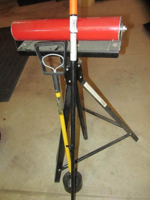 Roller Stand, Magnets