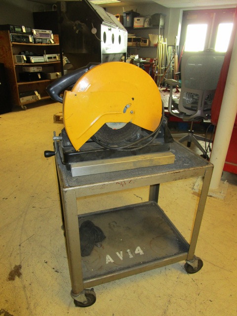 lot 510 image: 14 CUT OFF SAW WITH CART