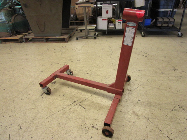 lot 519 image: NORTHERN INDUSTRIAL TOOLS AUTOMOTIVE ENGINE STAND