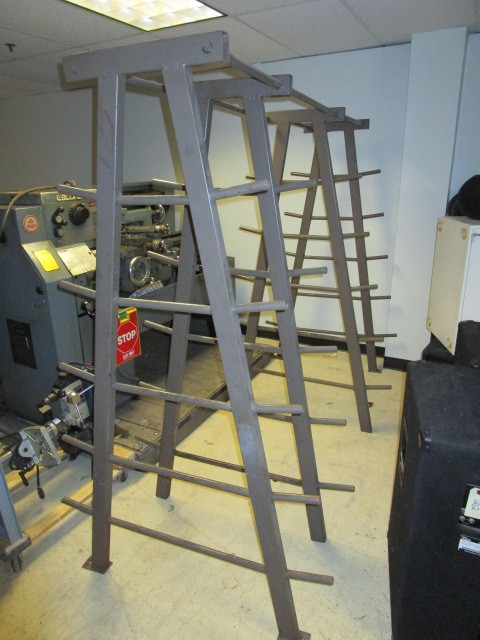 lot 533 image: METAL STORAGE RACK