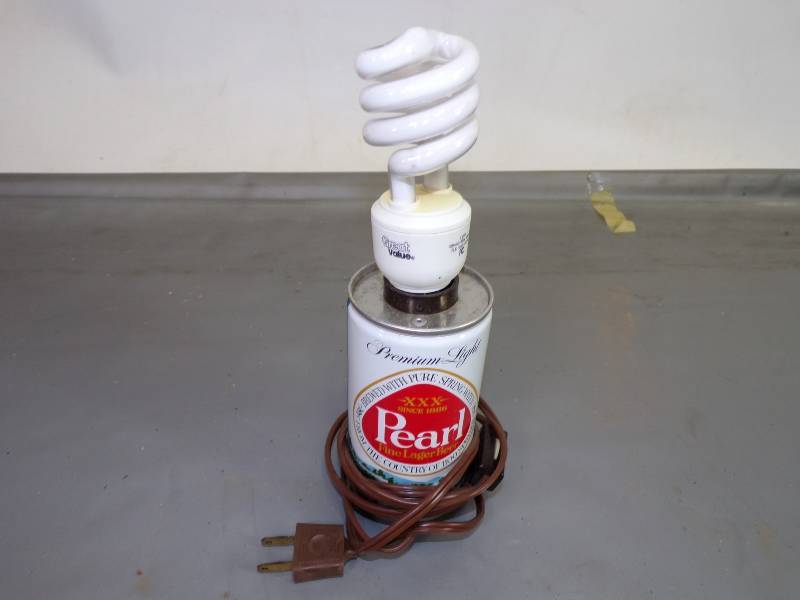 lot 63 image: Pearl Beer Can Light