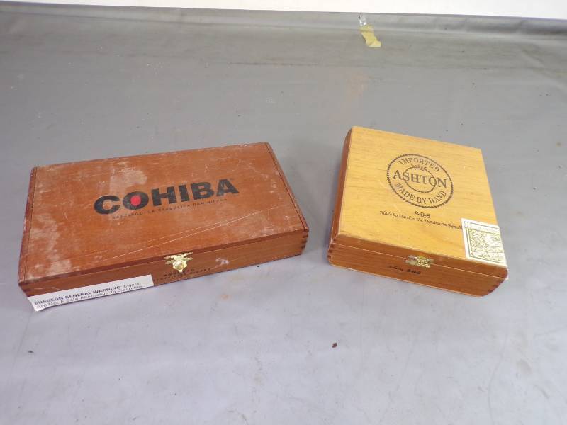 lot 65 image: Pair of Vintage Wood Cigar Boxes