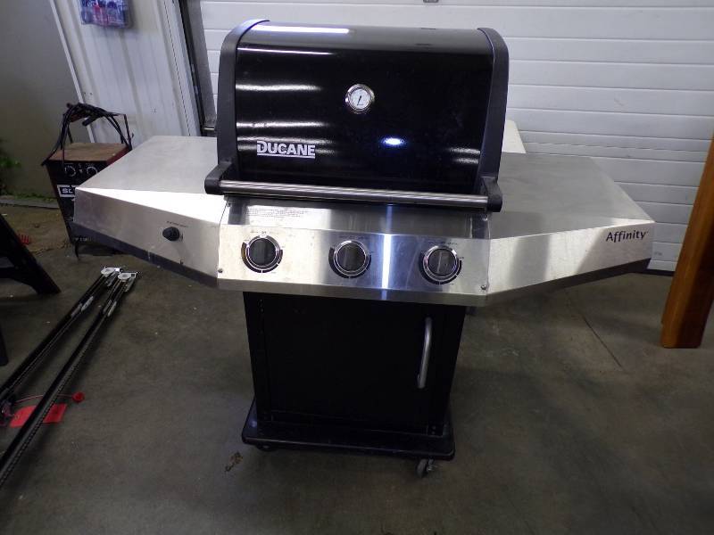 lot 94 image: Ducane Gas Grill