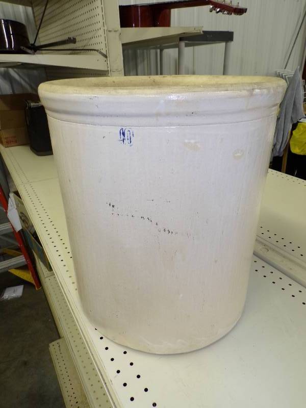 lot 95 image: Large Crock, good for saurkraut