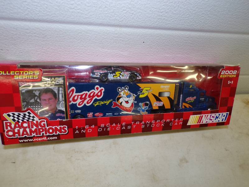 lot 10 image: Racing Champions Limited Edition Die Cast Metal Collector Replica Kellogs