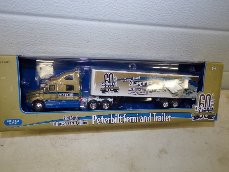 lot 16 image: ERTL Peterbilt 164 Limited Edition Die Cast Metal Collector Replica