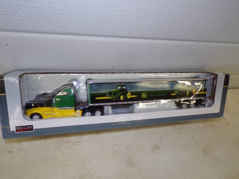 lot 19 image: John Deere Limited Edition Die Cast Metal Collector Replica Preformance that Endures