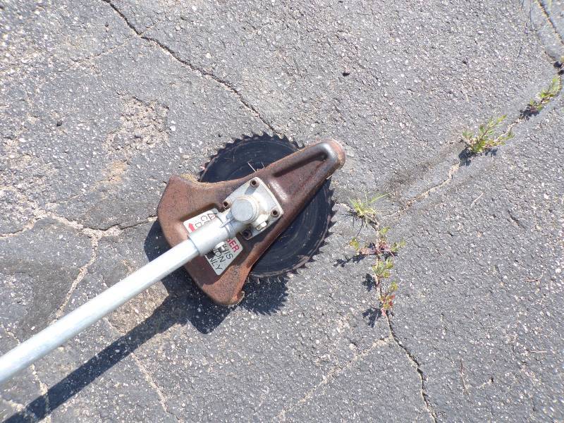 Sears Craftsman 18" 32cc weed trimmer / Brush Cutter includes 2nd Blade