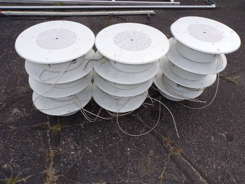lot 164 image: 12 Flush Mount Speakers Great for Man Cave