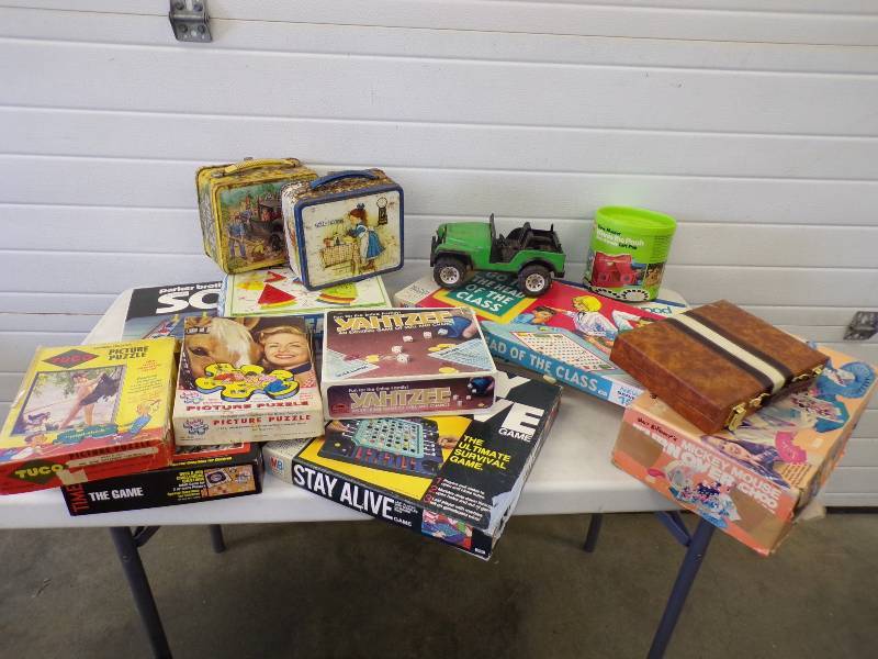 lot 120 image: Vintage Board Games, Lunch Boxes and Tonka Toy