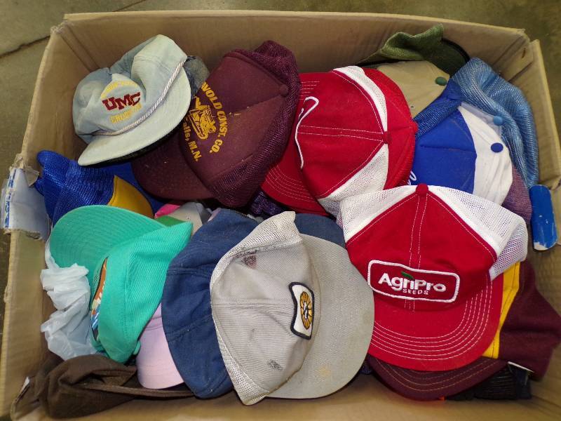 lot 137 image: Hundreds of Vintage Trucker  Baseball hats