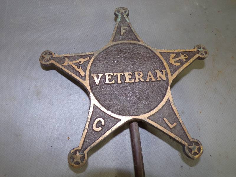 lot 178 image: Military Grave Marker