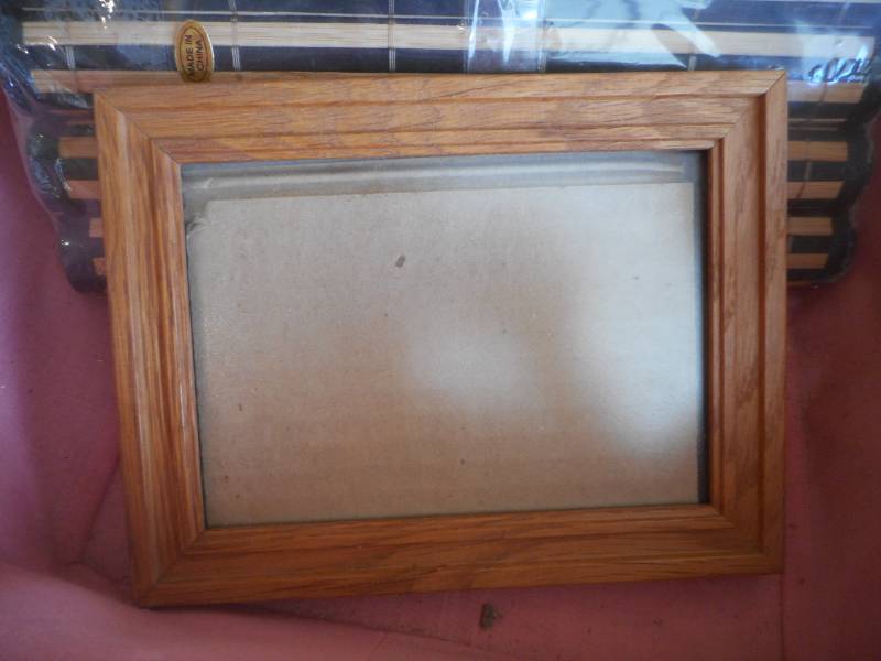 lot 30 image: Misc. Household